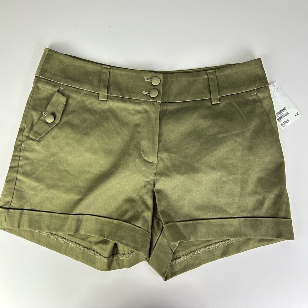NWT H&M Green Flat Front Zip Fly  Pocket Casual‎ Chino Shorts Women's Size 6